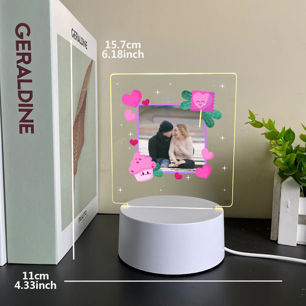 Personalisierte LED-Fotolampe – Mit eigenem Bild & Text | In 7 Farben oder warmem Licht | Mehrere Varianten