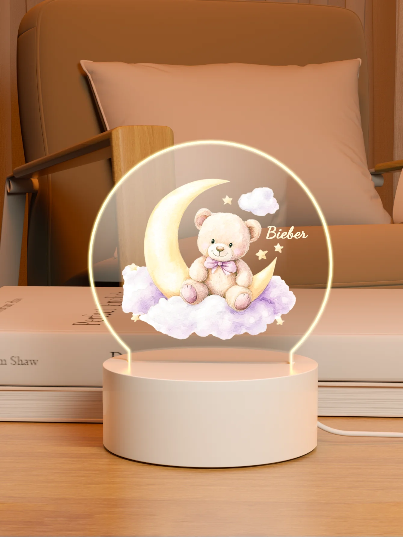 Personalisierte LED Nachtlampe mit Namen – Bär auf Mond | 7 Farben & Warmlicht | USB betrieben