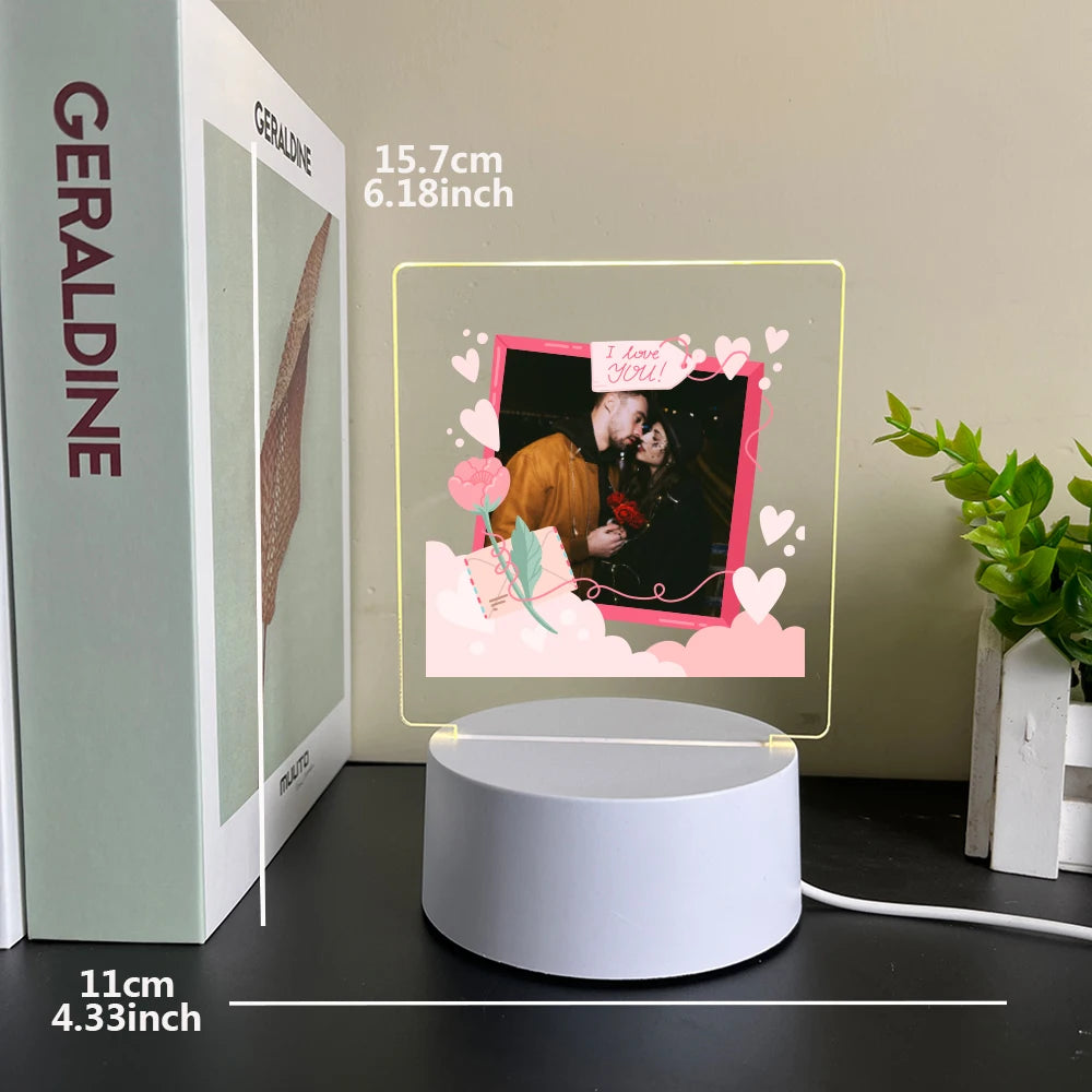 Personalisierte LED-Fotolampe – Mit eigenem Bild & Text | In 7 Farben oder warmem Licht | Mehrere Varianten